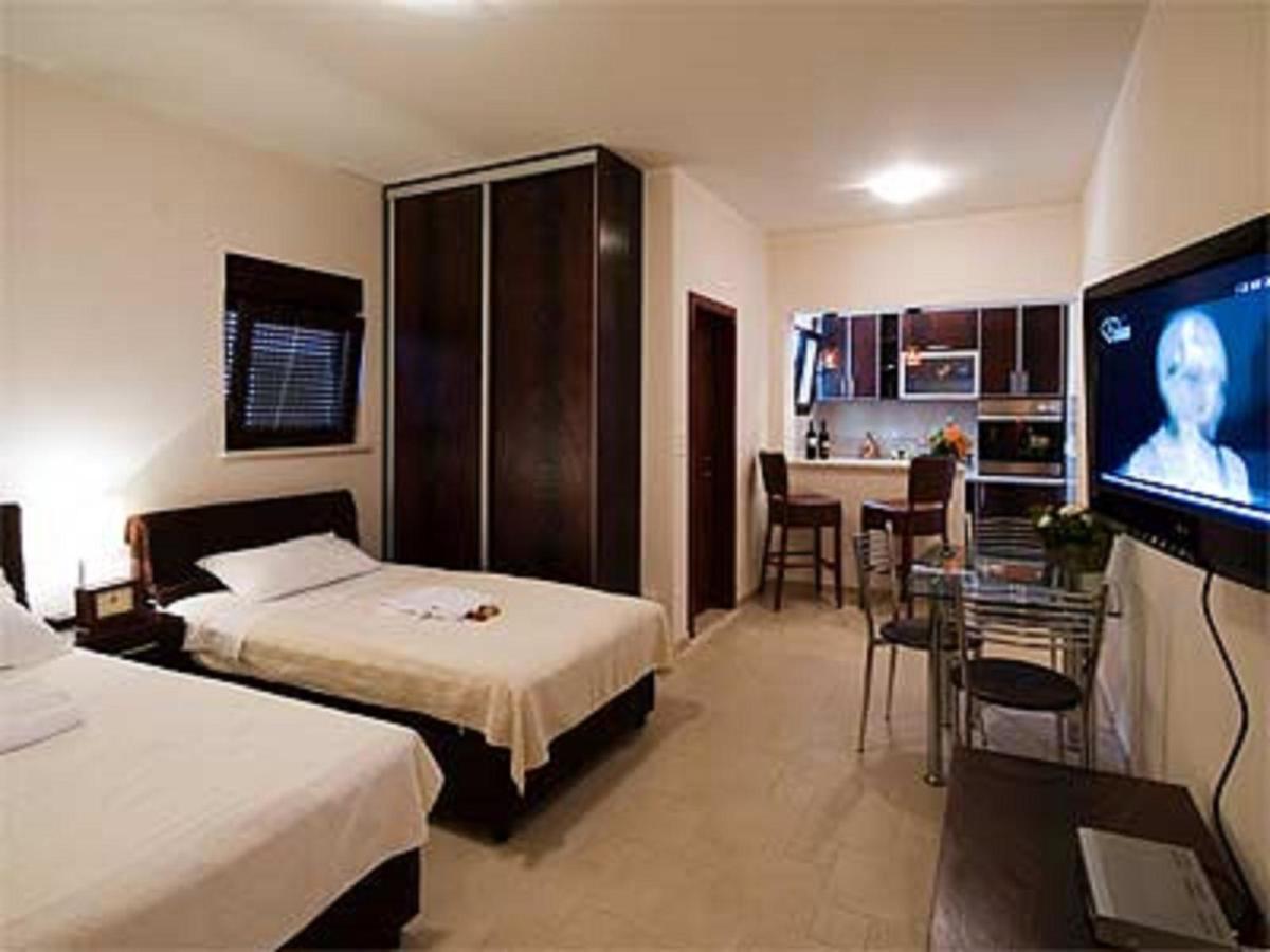 Apartments Twins Херцег Нови Екстериор снимка